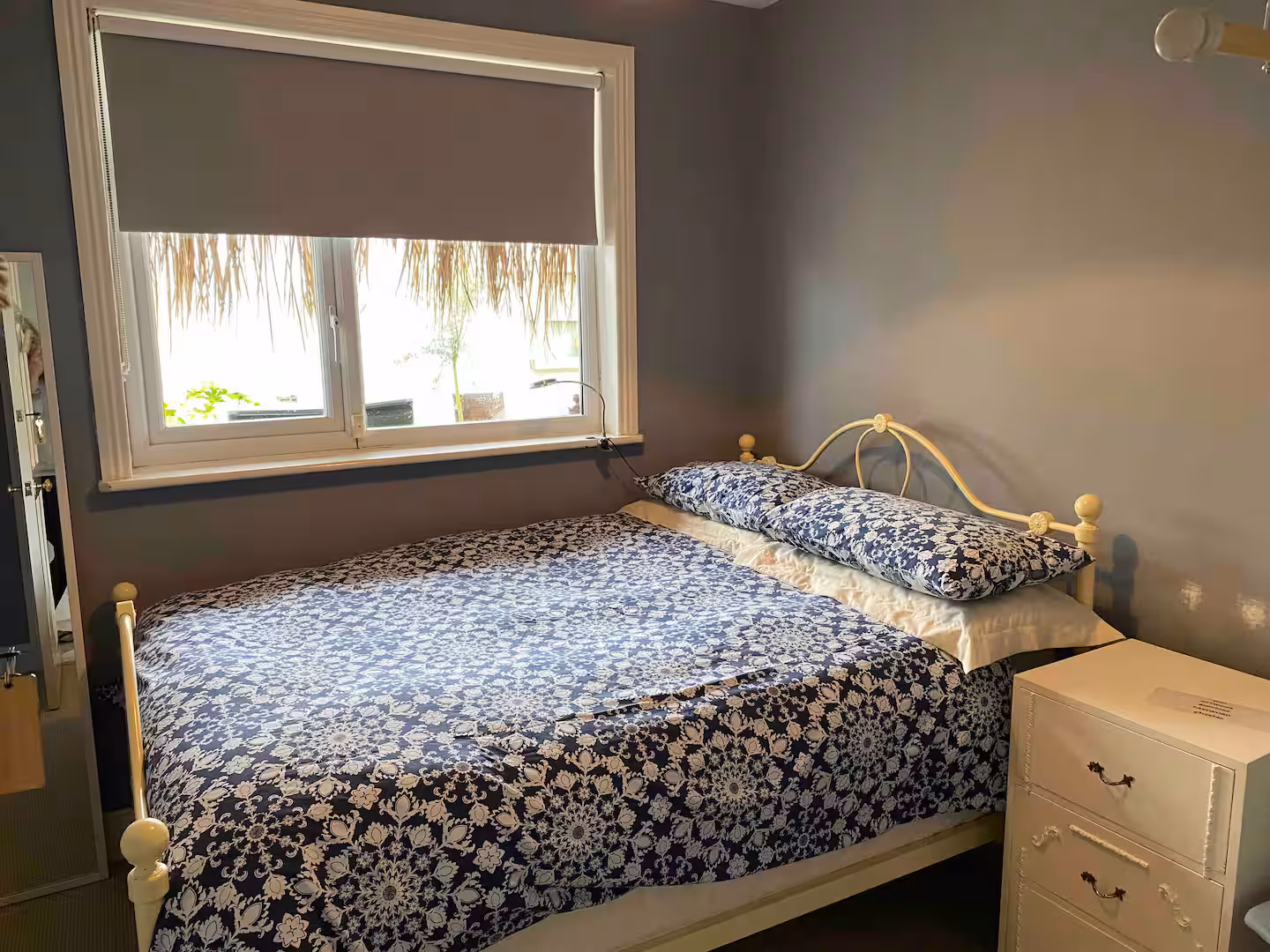 Cheap and Cheerful room, cosy double